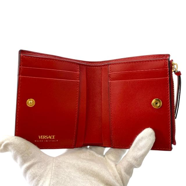 【未使用品】ヴェルサーチ キルティングレザー 二つ折り財布 レッド 箱付き VERSACE 【新品】VERSACE ヴェルサーチ キルティング 財布 二