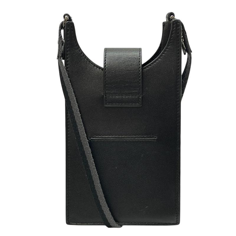 FENDI ズッカ柄 フォンケース ショルダー　フェンディ　スマホバッグ　携帯 FENDI（フェンディ） 2way スマホショルダーバッグ フォンポーチ