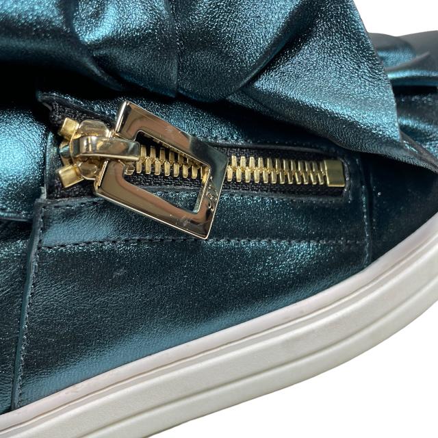 ROGER VIVIER ロジェヴィヴィエ スニーカー 靴 シューズ ローカット