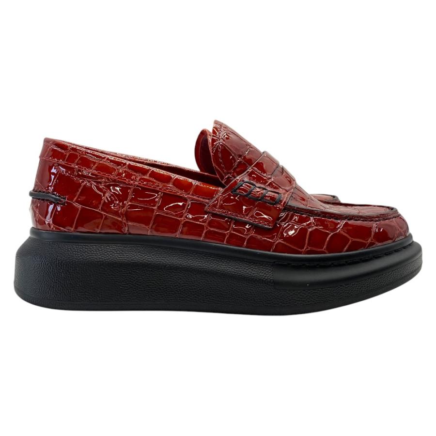 未使用展示品 アレキサンダーマックイーン ローファー 厚底 クロコ型押し レザー ボルドー Alexander McQueen [サイズ35(約22.5cm)]