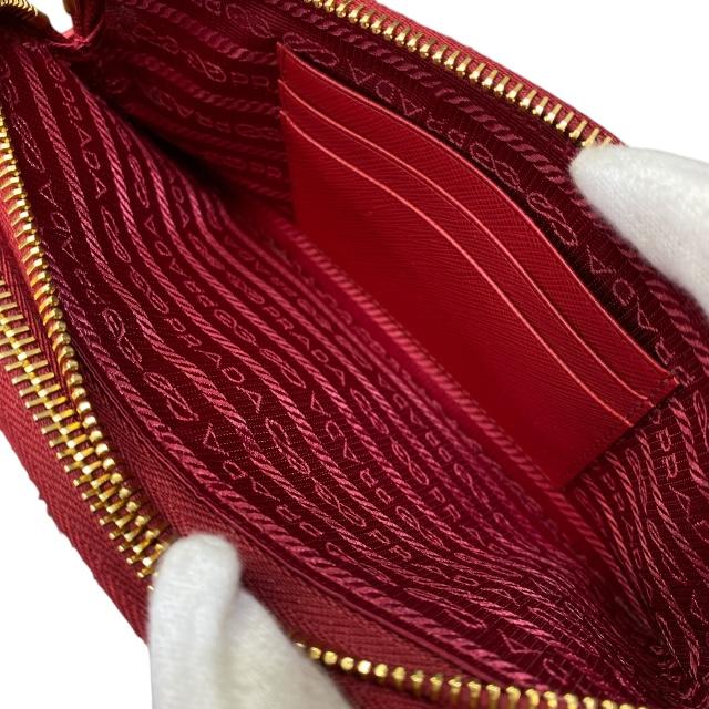PRADA ショルダーバッグ　チェーンバッグ　プラダ　クラッチ　オレンジ　レッド 楽天市場】プラダ PRADA（カラーオレンジ）（ショルダーバッグ