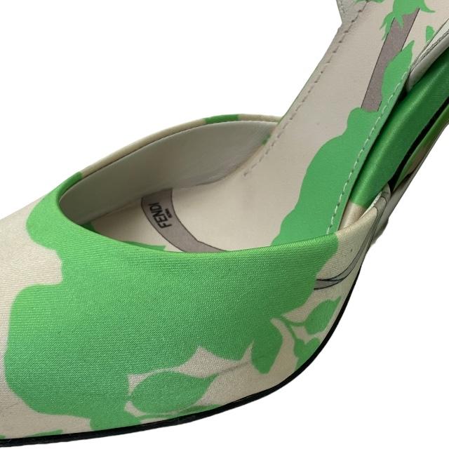 FENDI ビンテージビーズ刺繍 黒と緑のミュール39サイズ FENDI