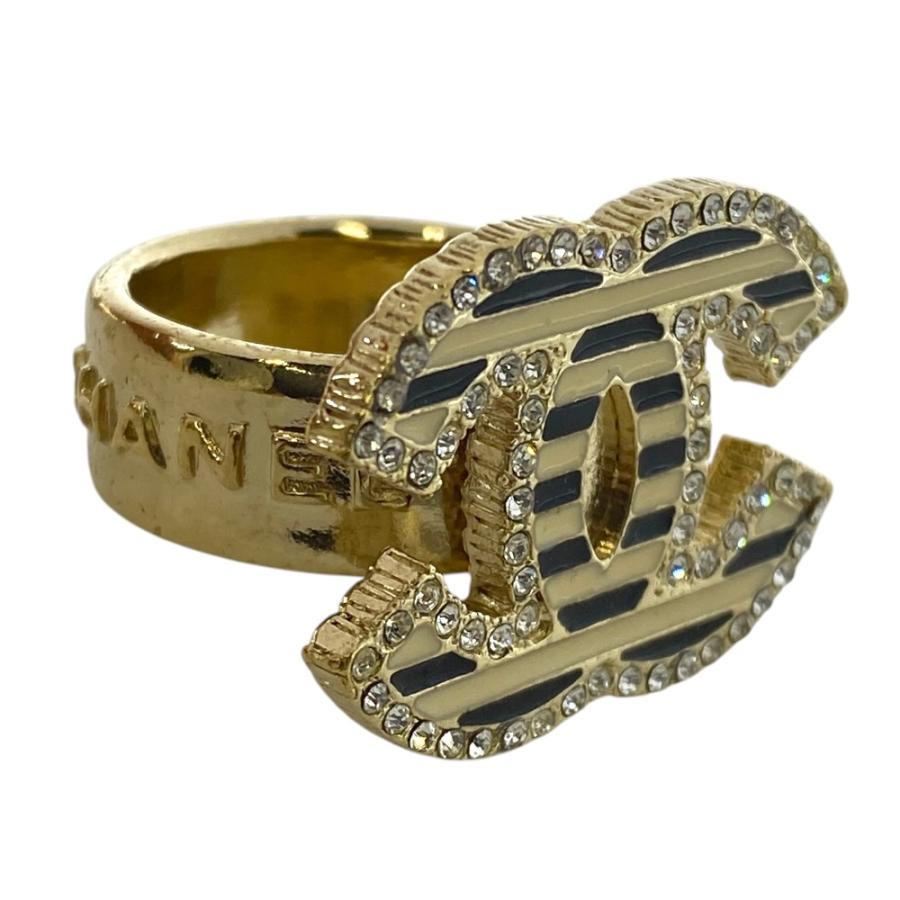 CHANEL シャネル ココマーク リング 指輪 ラインストーン ボーダー ロゴ ゴールド ブラック ホワイト GP 06A刻印[約12号]の画像