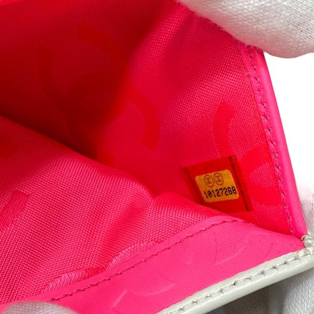 CHANEL シャネル　カンボンライン　財布　がま口　ラムスキン CHANEL シャネル カンボンライン 財布 二つ折り財布 折財布