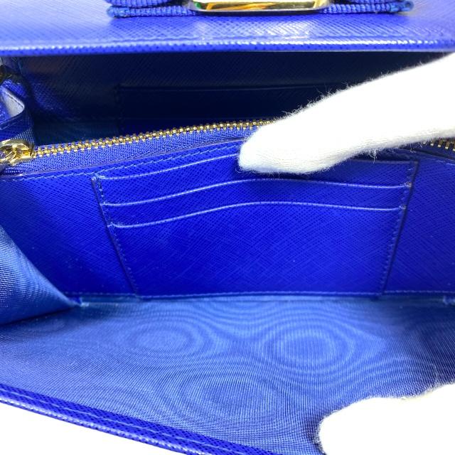 FERRAGAMO（フェラガモ） Salvatore Ferragamo ヴァラリボン 長財布