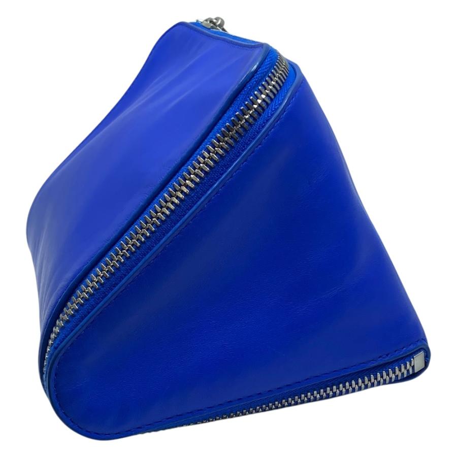 BOTTEGA VENETA　トライアングル　クラッチバッグ美品 BOTTEGA VENETA（ボッテガ・ヴェネタ） 666770 トライアングル