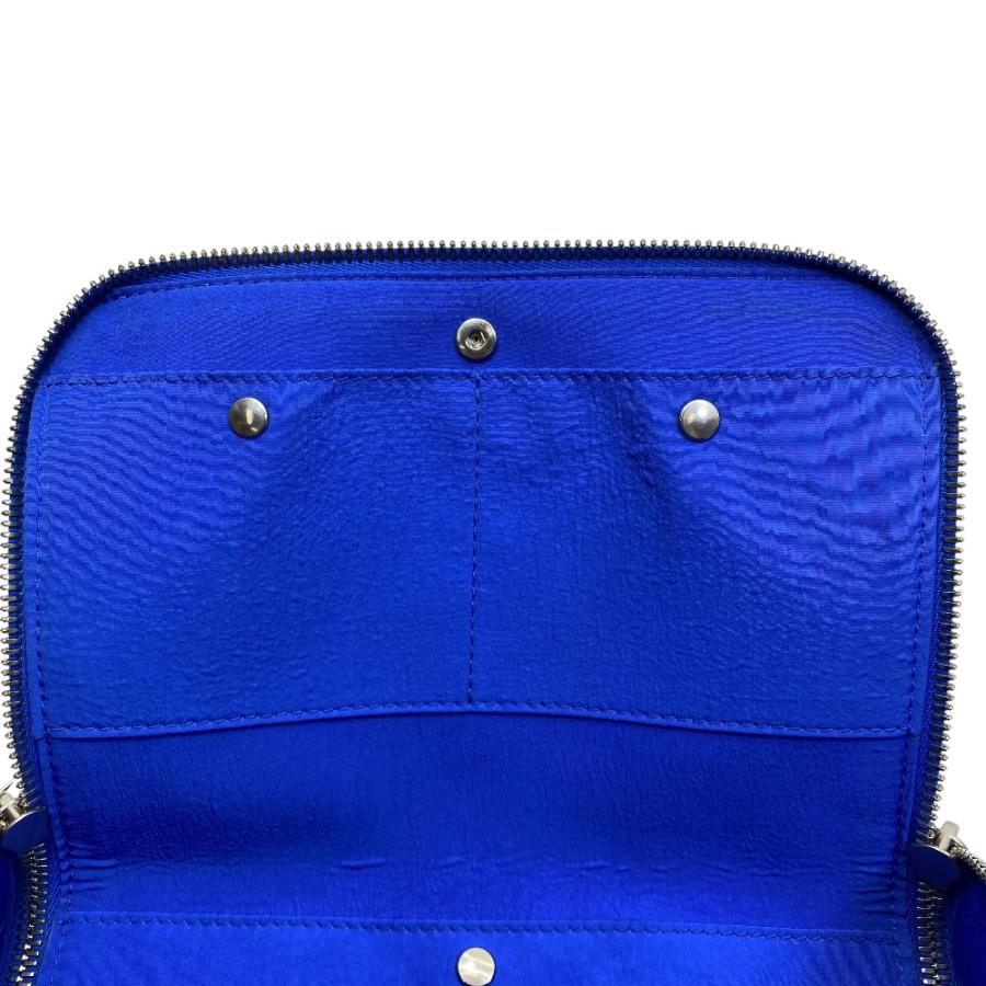 BOTTEGA VENETA（ボッテガ・ヴェネタ） 666770 トライアングル