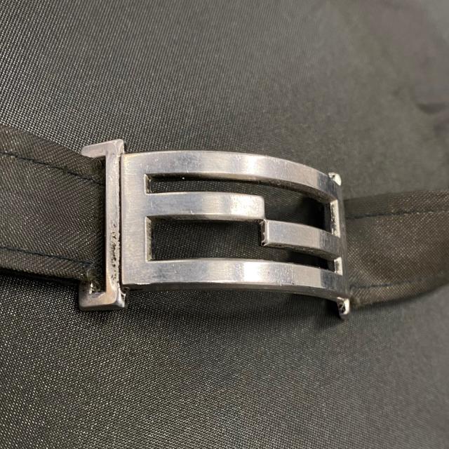 FENDI フェンディ 傘 カサ 手開き式 ズッカ柄 ロゴ アパレル FENDI フェンディ 傘 カサ 手開き式 ズッカ柄 ロゴ アパレル