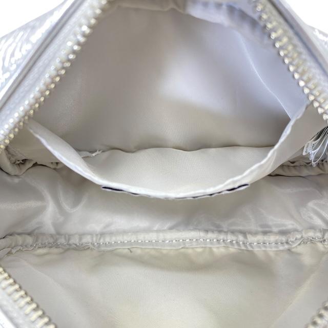 【美品】ステラマッカートニー　ショルダーバッグ　レザー　ミニ　サークル Stella McCartney（ステラ・マッカートニー） 新品同様 パンチング