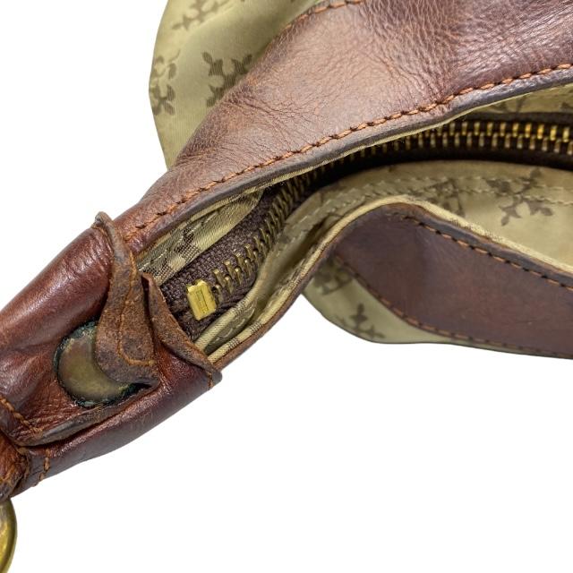 russet ラシット ショルダーバッグ クロスボディバッグ 肩掛け russet ラシット ショルダーバッグ クロスボディバッグ 肩掛け