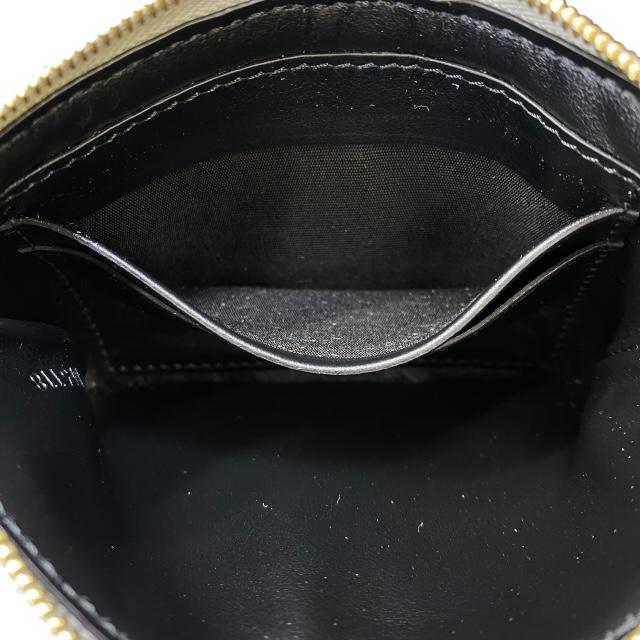 CELINE セリーヌ Cチャーム キルティング カード コインポーチ 新品 CELINE 【美品】CELINE セリーヌ Cチャーム コインケース 小銭