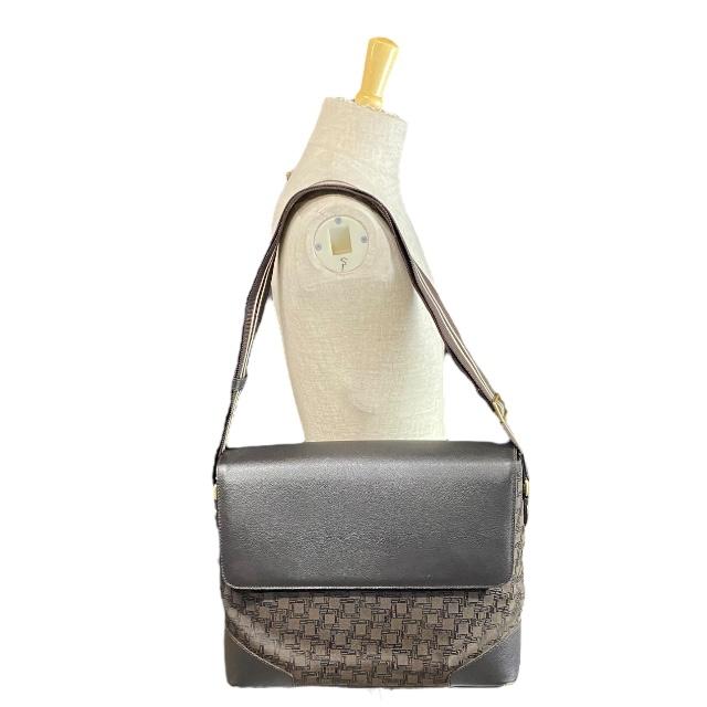 DUNHILL クロスボディバッグ dunhill ダンヒル ショルダーバッグ メンズ クロスボディ 無地