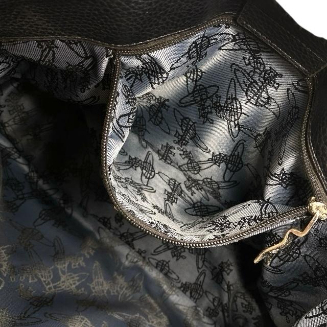 ヴィヴィアンウエストウッド トートバッグ オーヴ 総柄 ブラック 黒 オーブ Vivienne Westwood（ヴィヴィアンウエストウッド）の「ﾃｸｽﾁｬｰ