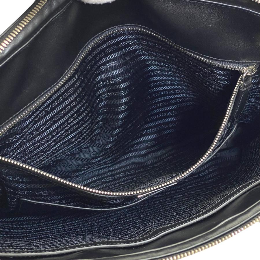 PRADA（プラダ） ビジネスバッグ ブリーフケース ハンドバッグ ロゴ