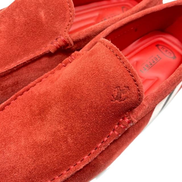 【新品未使用】TOD'S トッズ フェラーリ★ スエード　ローファー モカシン TOD'S 【未使用】TODS トッズ Ferrari フェラーリ 靴 シューズ