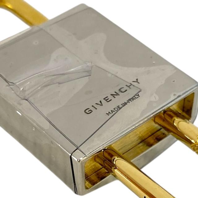 GIVENCHY ジバンシィ 4G スモール パッドロック キーホルダー