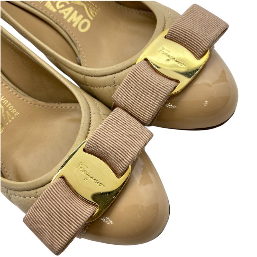 FERRAGAMO（フェラガモ） Salvatore Ferragamo ヴァラリボン