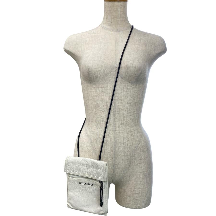 BALENCIAGA（バレンシアガ） Explorer Pouch Strap ショルダーバッグ