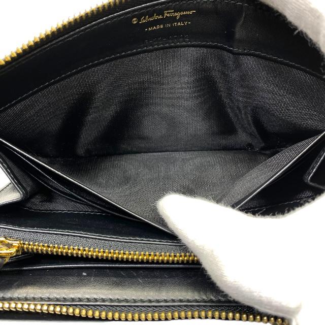 FERRAGAMO（フェラガモ） Salvatore Ferragamo ヴァラリボン 長財布