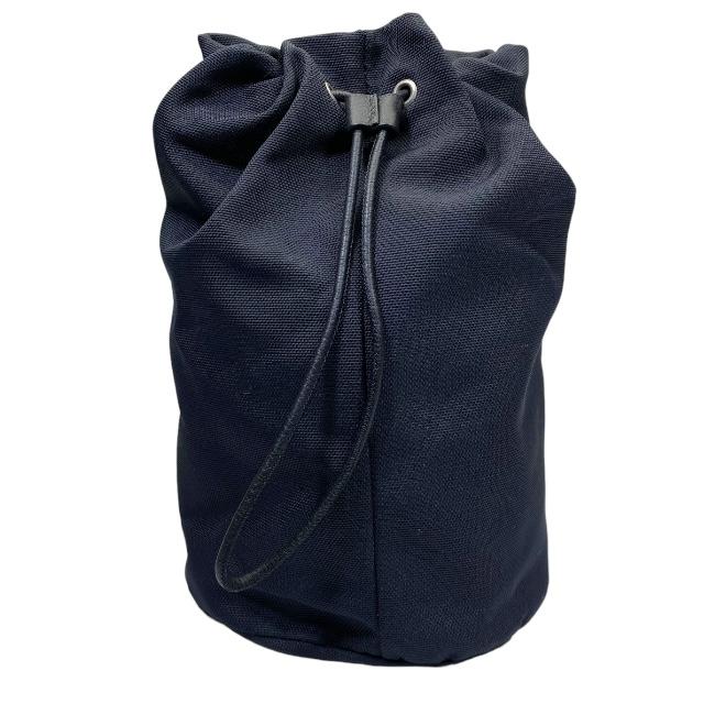 THE ROW 【美品】The Row ザ・ロウ SPORTY POUCH 巾着ポーチ THE ROW 【美品】The Row ザ・ロウ SPORTY POUCH 巾着ポーチ