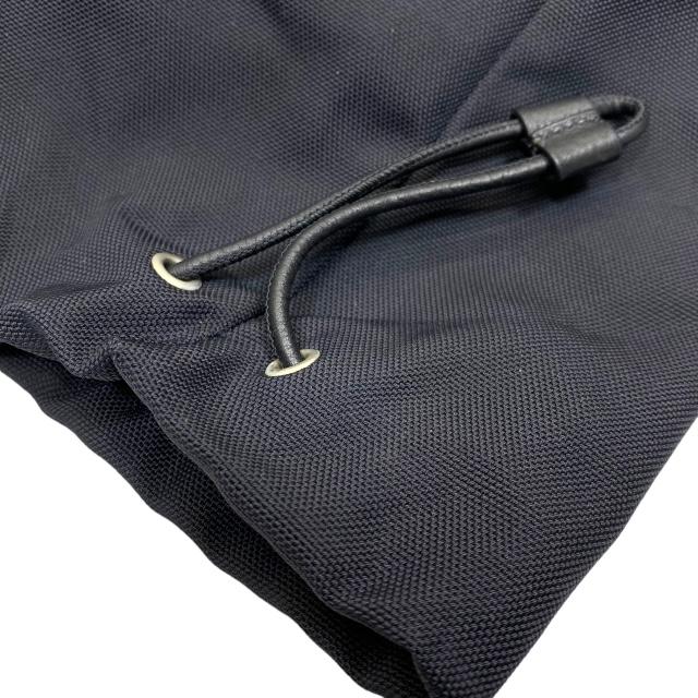 THE ROW 【美品】The Row ザ・ロウ SPORTY POUCH 巾着ポーチ THE ROW 【美品】The Row ザ・ロウ SPORTY POUCH 巾着ポーチ