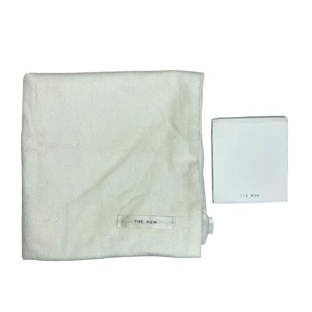 THE ROW 【美品】The Row ザ・ロウ SPORTY POUCH 巾着ポーチ THE ROW 【美品】The Row ザ・ロウ SPORTY POUCH 巾着ポーチ
