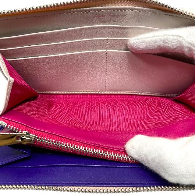FERRAGAMO（フェラガモ） Salvatore Ferragamo ヴァラリボン 長財布