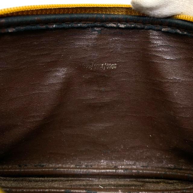 GUCCI（グッチ） マイクロシマ ポーチ 小物入れ メイクポーチ 化粧