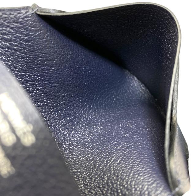エルメス HERMESネイビー レザー パスポートケース 型押し 直営店購入 エルメス HERMESネイビー レザー パスポートケース 型押し 直営