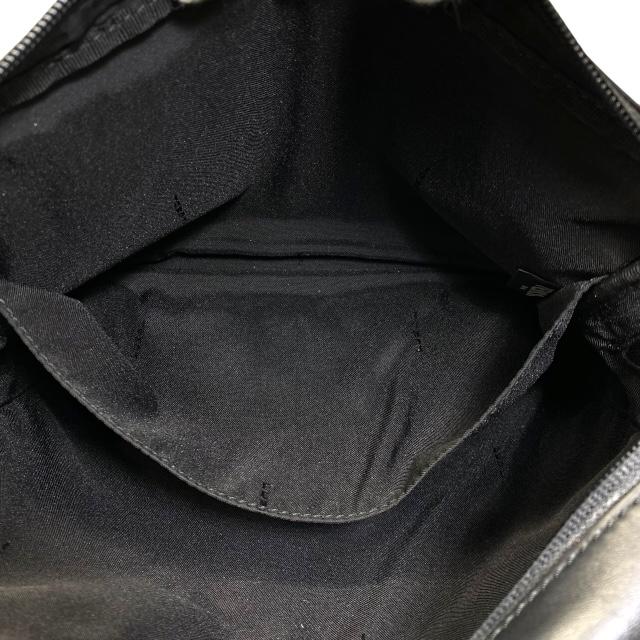 FENDI フェンディ モンスター ショルダーバッグ クロスボディ