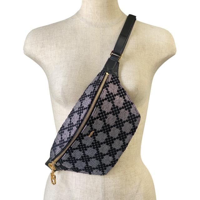 FURLA（フルラ） 美品 ボディバッグ ベルトバッグ ショルダーバッグ
