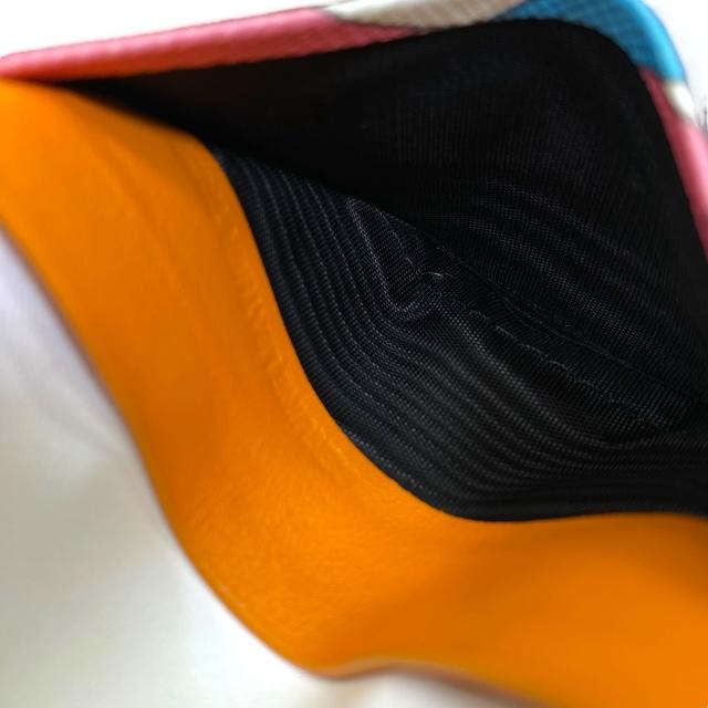 EMILIO PUCCI（エミリオプッチ） カードケース パスケース 名刺入れ