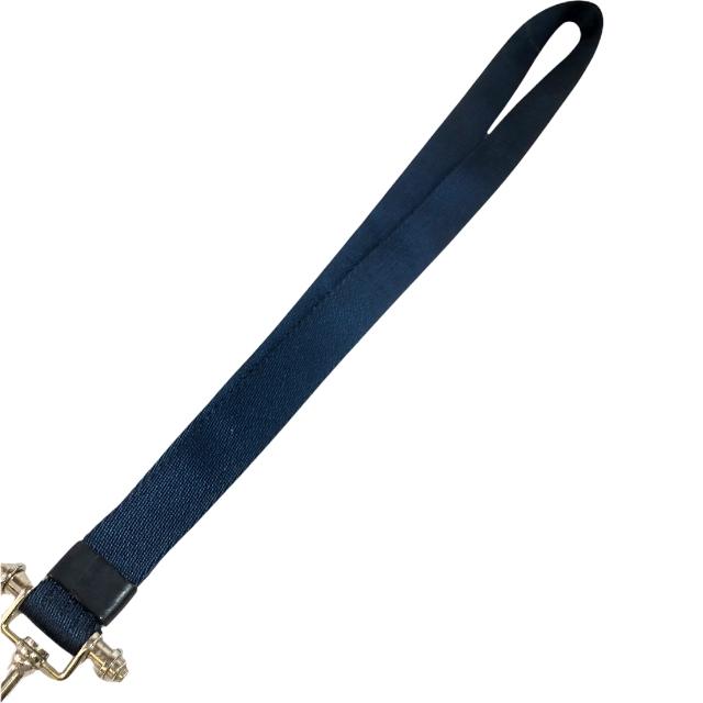 GIVENCHY ジバンシィ ネックストラップ 鍵モチーフ ロゴ ネイビー