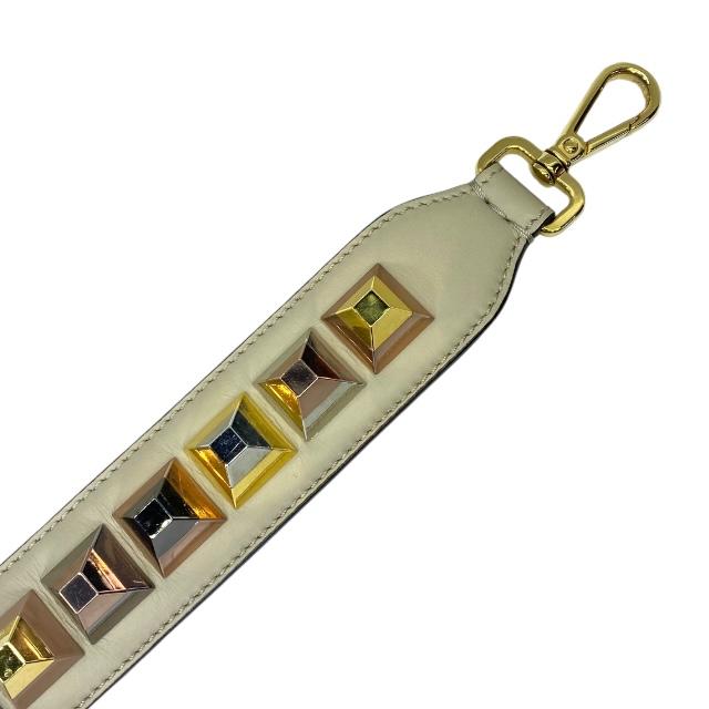フェンディ FENDI ショルダーストラップ スタッズ ストラップユー ショルダーストラップ ホワイト FENDI（フェンディ） ストラップユー ショルダーストラップ