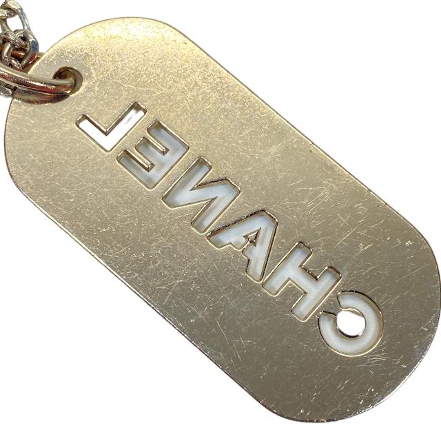 CHANEL シャネル ロゴ プレート チャーム キーホルダー キーチャーム