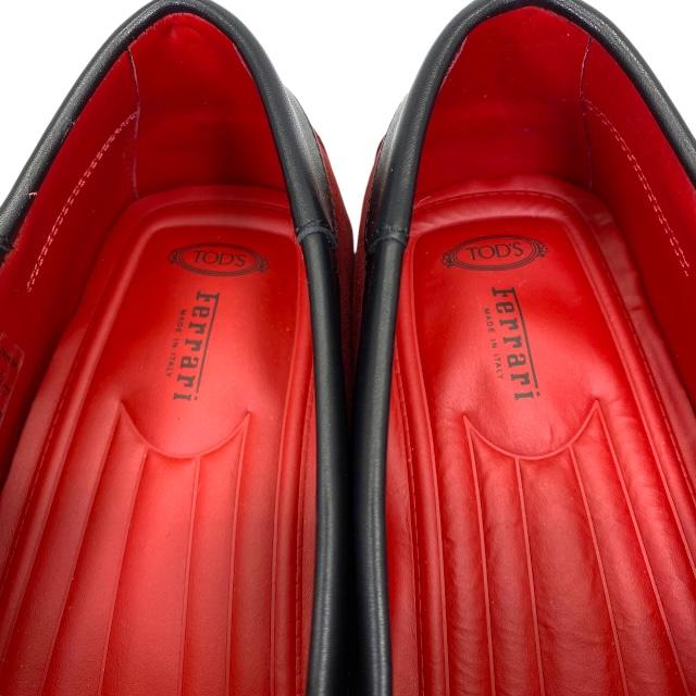 TOD'S（トッズ） 【未使用】TODS Ferrari フェラーリ ローファー