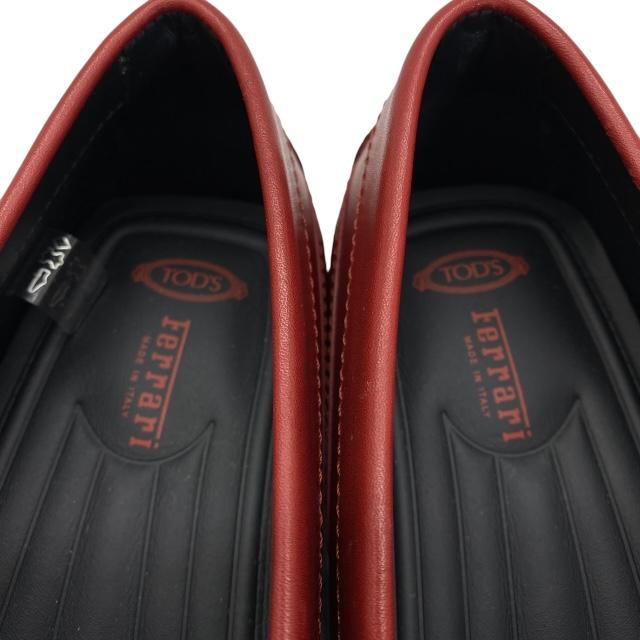 TOD'S トッズ フェラーリ　ドライビングシューズ TOD'S 【未使用】TODS トッズ Ferrari フェラーリ 靴 シューズ