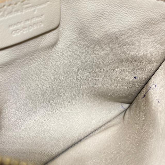 FERRAGAMO Salvatore Ferragamo フェラガモ ポーチ 小物入れ インナー 