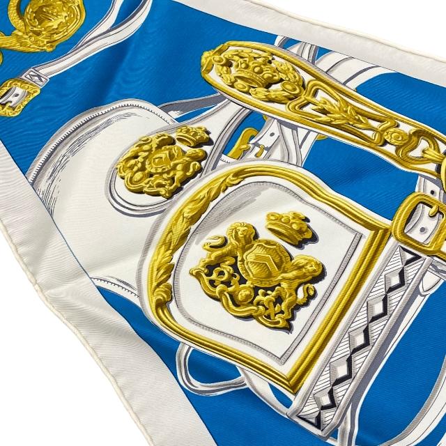 HERMES エルメス BRIDES DE GALA スカーフ ポワントゥ 三角スカーフ