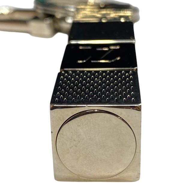 LOUIS VUITTON ルイヴィトン M67142 ポルトクレ・キューブLV