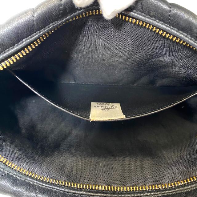 美品 フェラガモ ハート 小物入れ ポーチ ヴァラリボン ブラック 黒 ロゴ金具 FERRAGAMO Salvatore Ferragamo フェラガモ ヴァラリボン