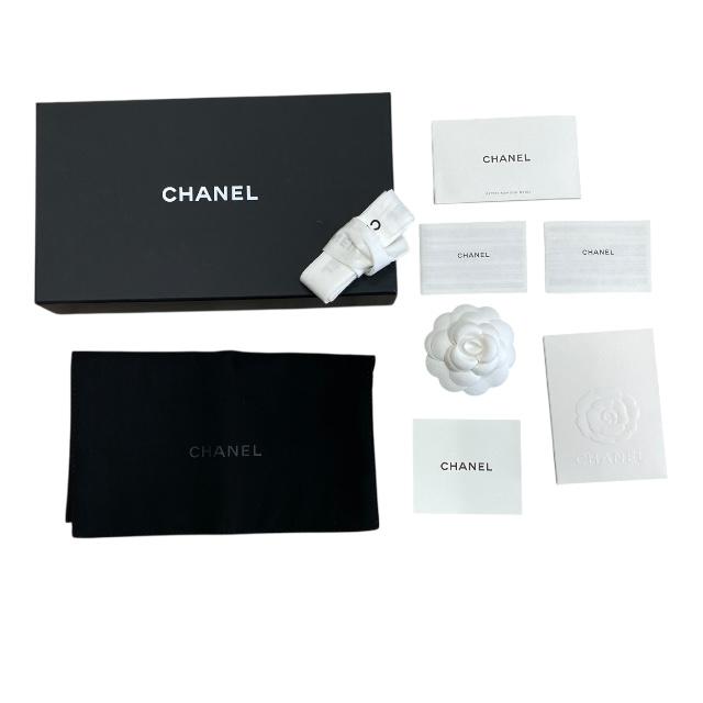 CHANEL（シャネル） 美品 iPhone 14 PRO AP3556 マトラッセ チェーン