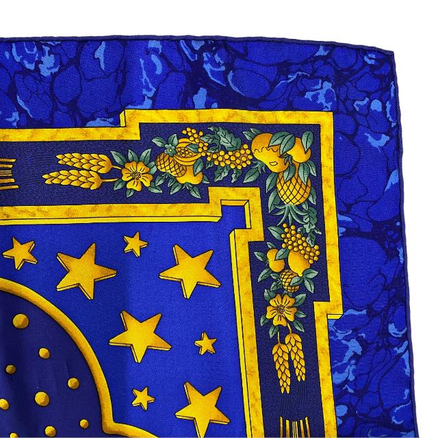 エルメス　スカーフCARPE DIEM 青金色 HERMES エルメス スカーフ 大判 アクセサリー カレ90 CARPE DIEM