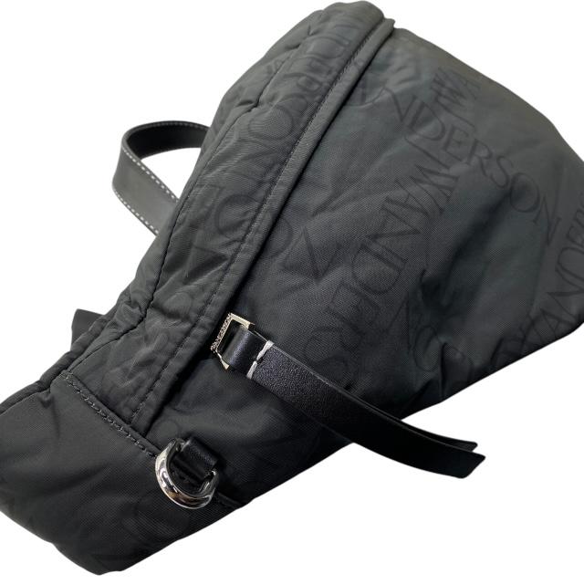 J.W.Anderson JW ANDERSON ジェイダブリュー・アンダーソン