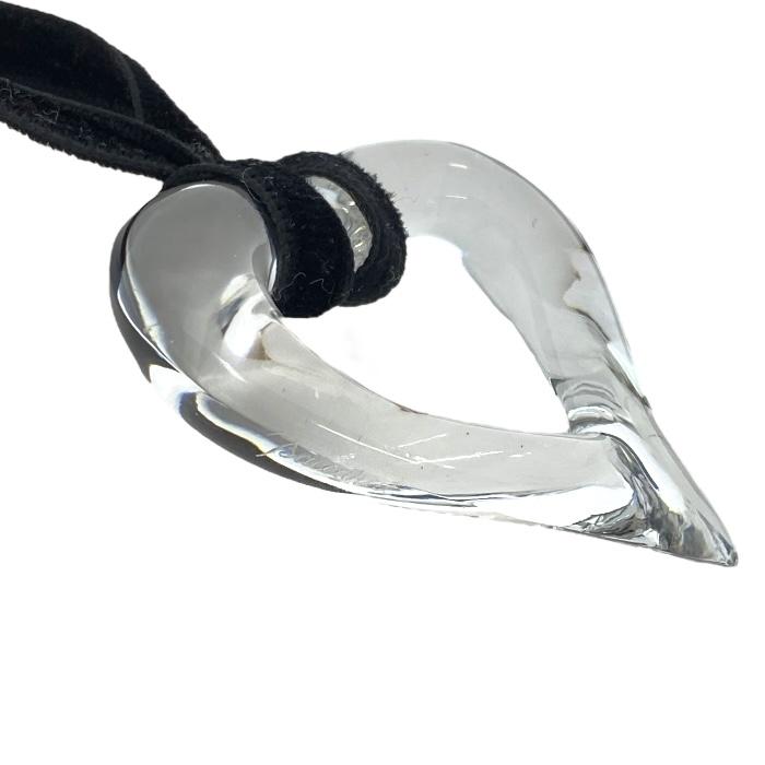 バカラ（Baccarat） ハート モチーフ クリスタル ペンダント