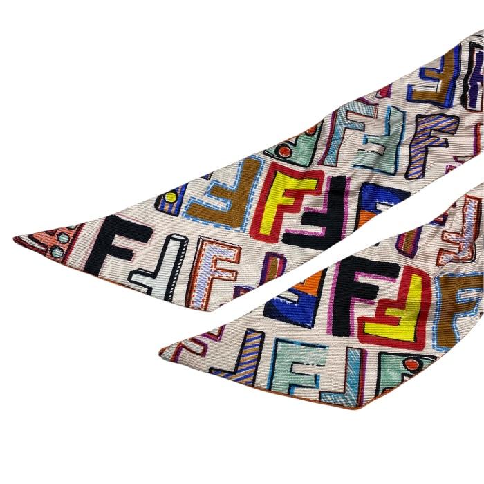 Ri-co★ さん専用 FENDI ラッピー　リボン　スカーフ　フェンディ FENDI（フェンディ） ラッピー スカーフ ツイリースカーフ リボン