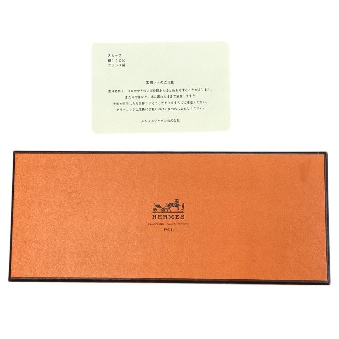 HERMES（エルメス） 美品 スカーフ カレ45 ETRIERS 鐙柄 総柄