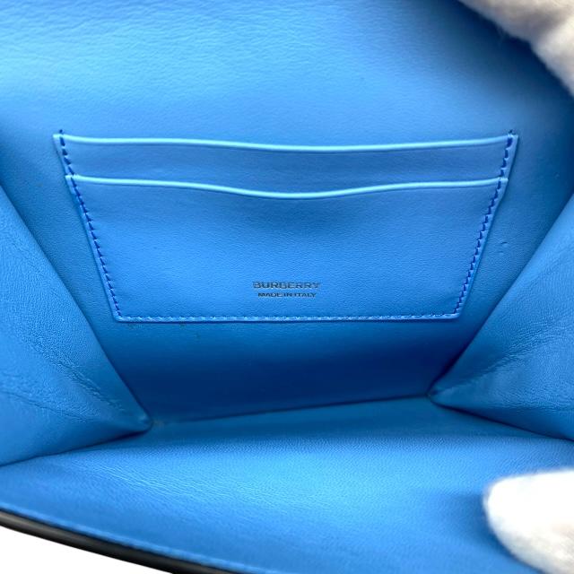 【未使用品】　バーバリーロンドン　ポーチ　パーティバッグ　ホースロゴ　キャンバス BURBERRY（バーバリー） 並行輸入 ポーチ ロゴプリント 8062754 A1189