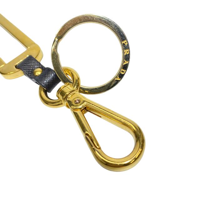 PRADAプラダ ロゴ プレート キーホルダー キーチャーム ゴールド 楽天市場】PRADA プラダ ロゴ プレート キーホルダー キーリング