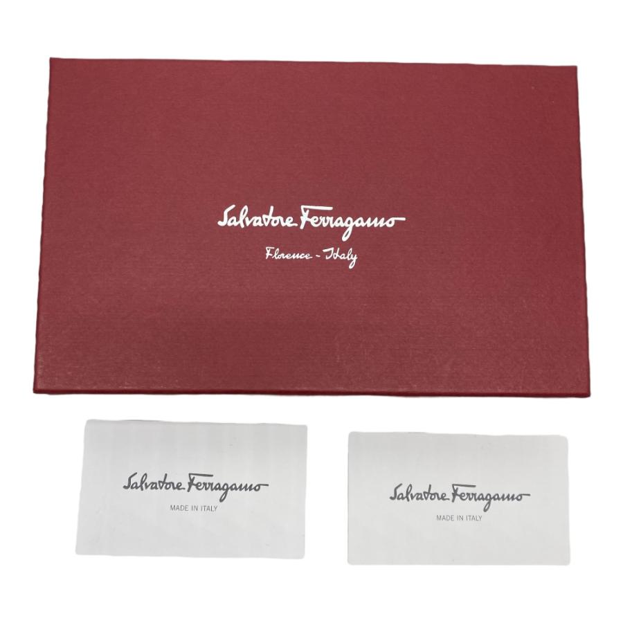 FERRAGAMO（フェラガモ） 美品 長財布 財布 ロングウォレット